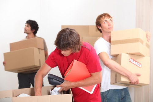Secure self storage units serving Anerley residents