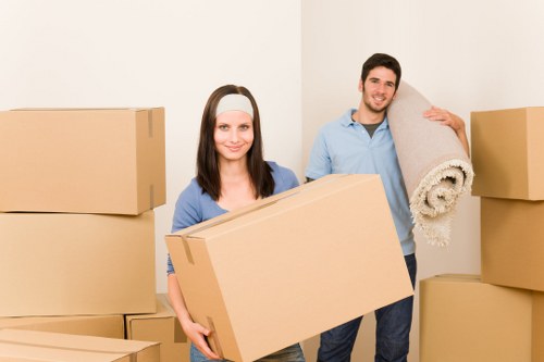 People using temporary storage space in Anerley for moving home